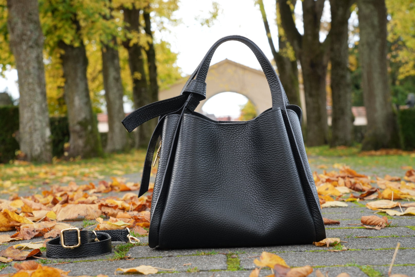 Saint Maraux™ | L’Essenza Tote in Pelle