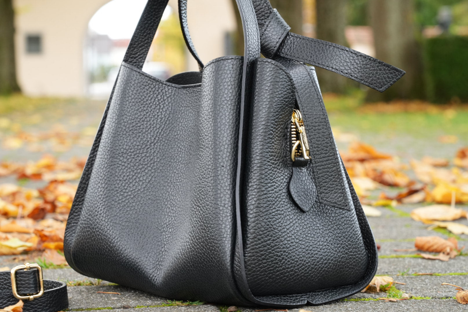 Saint Maraux™ | L’Essenza Tote in Pelle