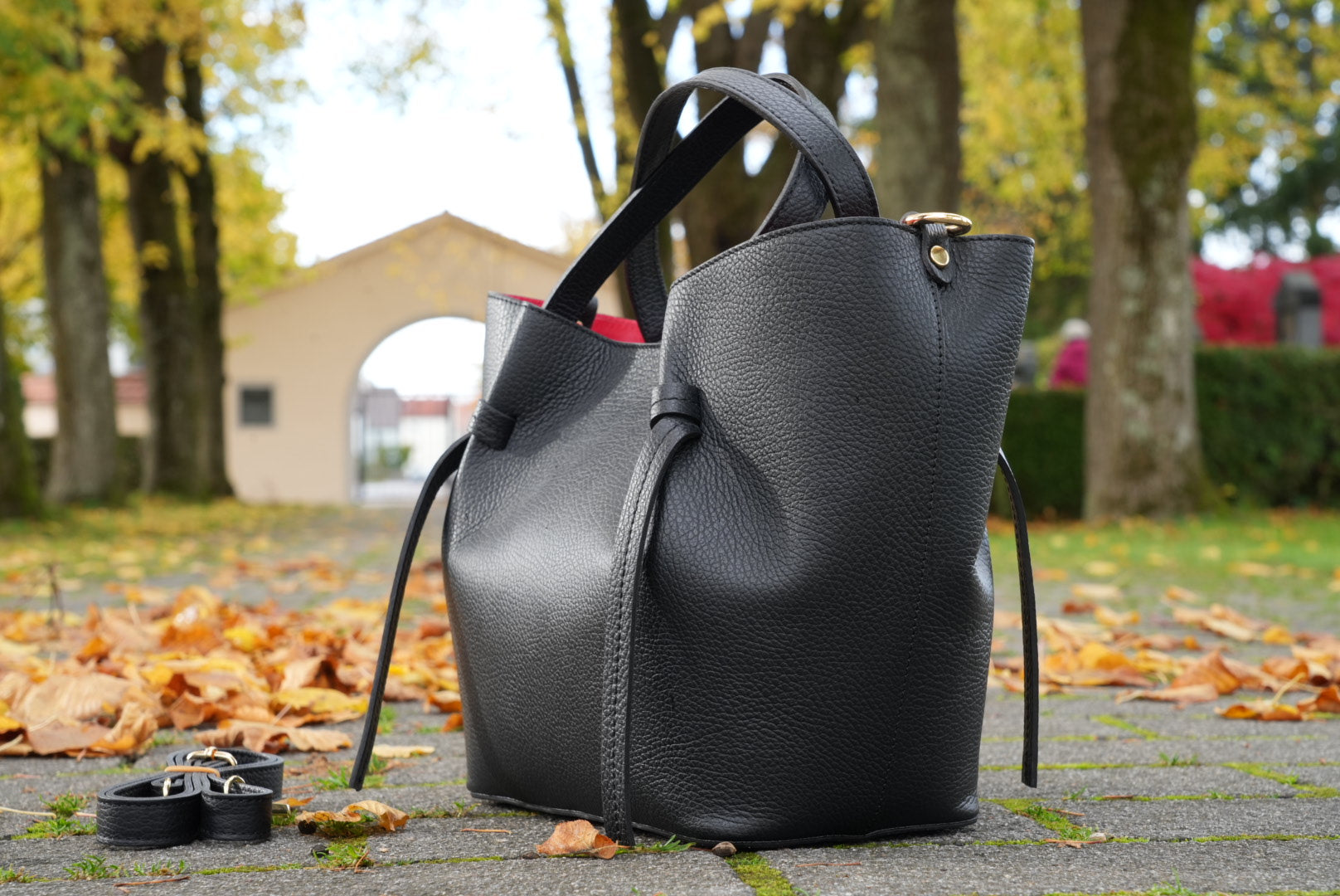 Saint Maraux™ | L’Essenza Tote in Pelle
