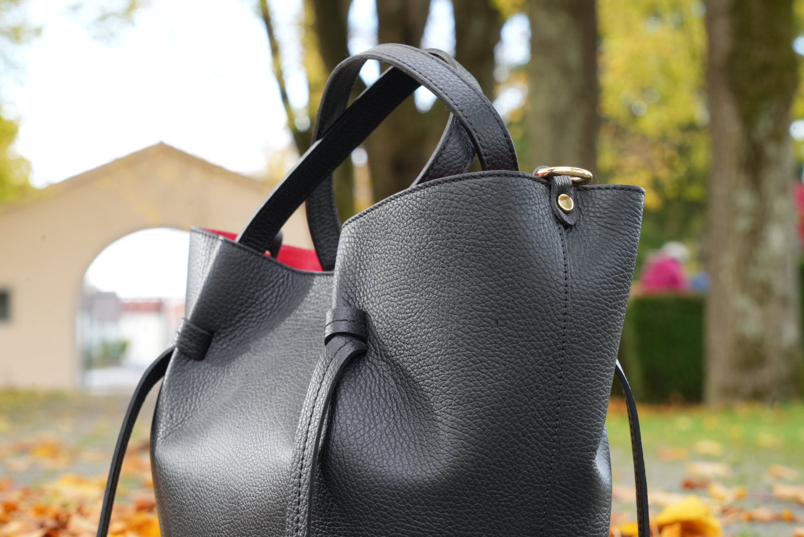 Saint Maraux™ | L’Essenza Tote in Pelle