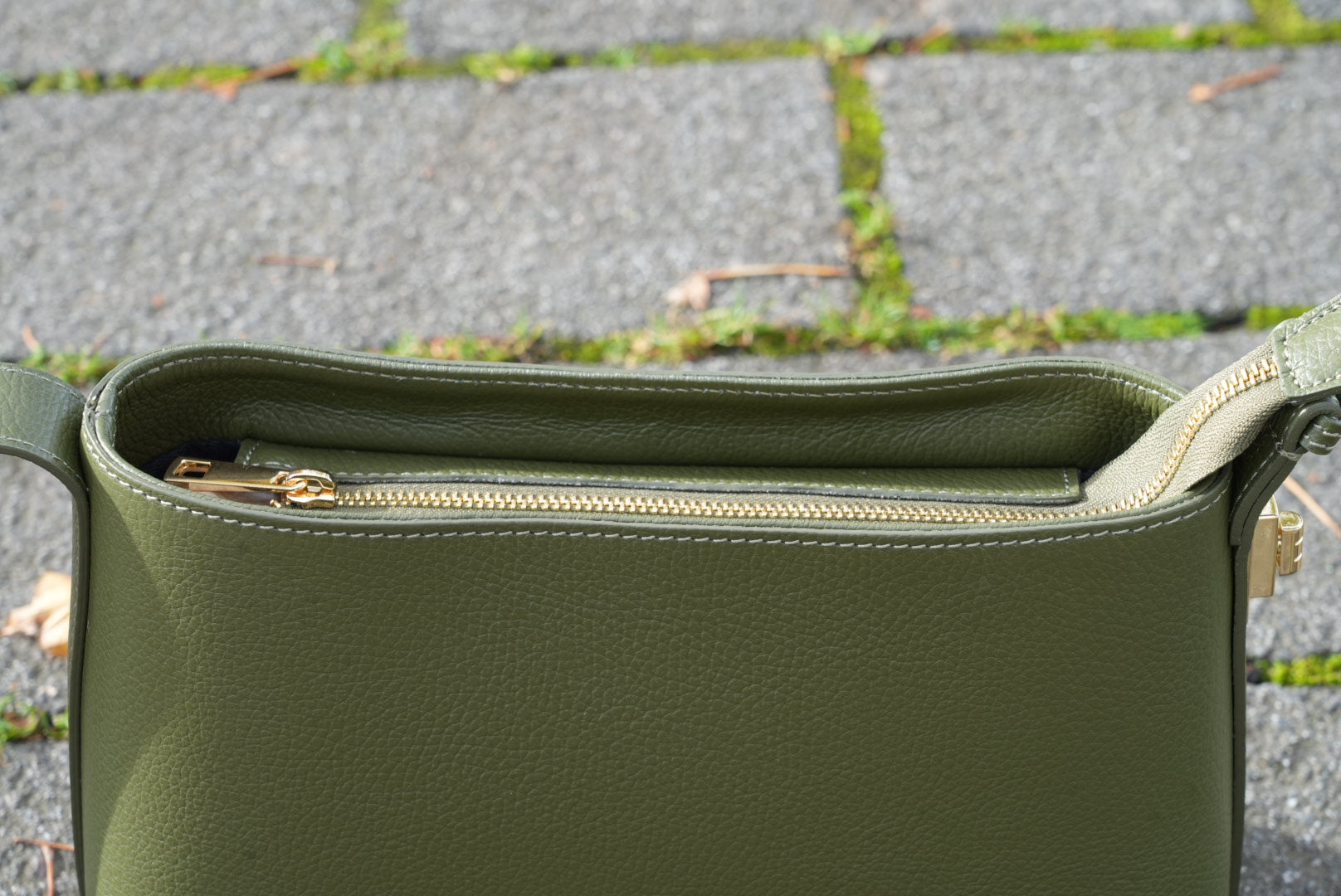 The AURELIA Mini Tote – Black Edition