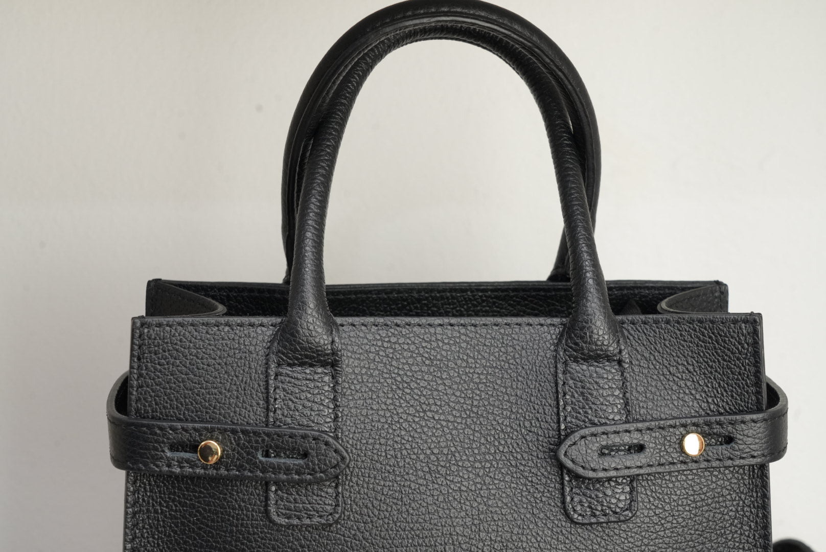 Saint Maraux™ | La Noblesse Petite Cuir