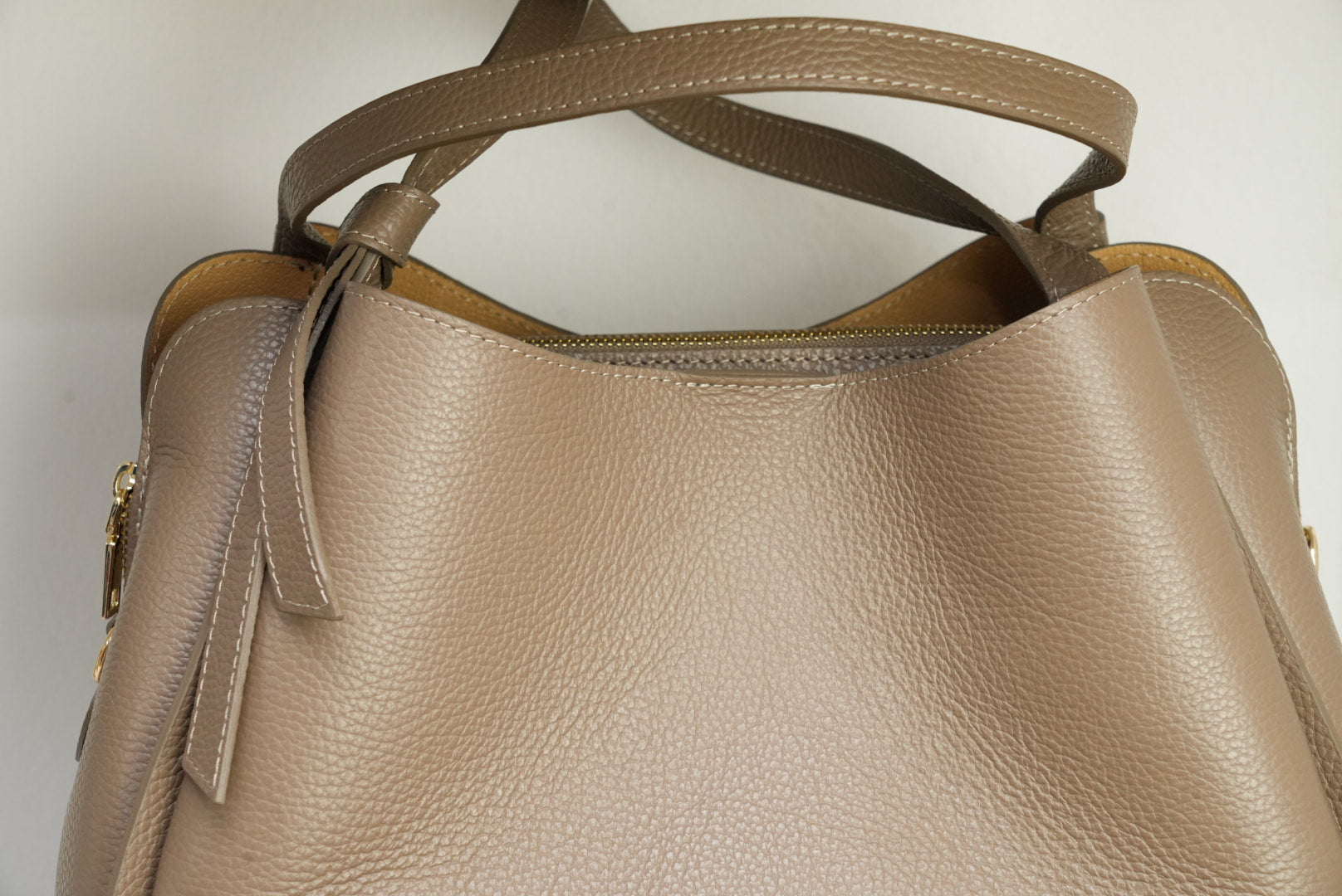 Saint Maraux™ | L’Essenza Tote in Pelle