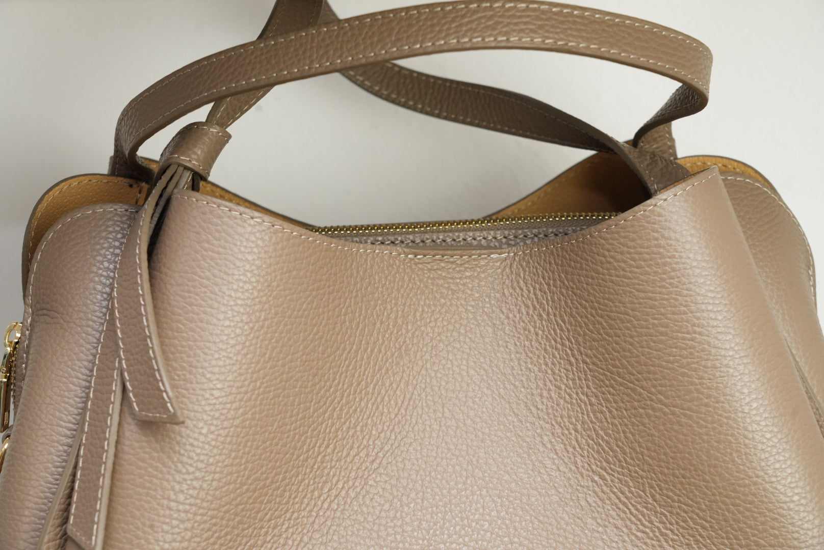 Saint Maraux™ | L’Essenza Tote in Pelle