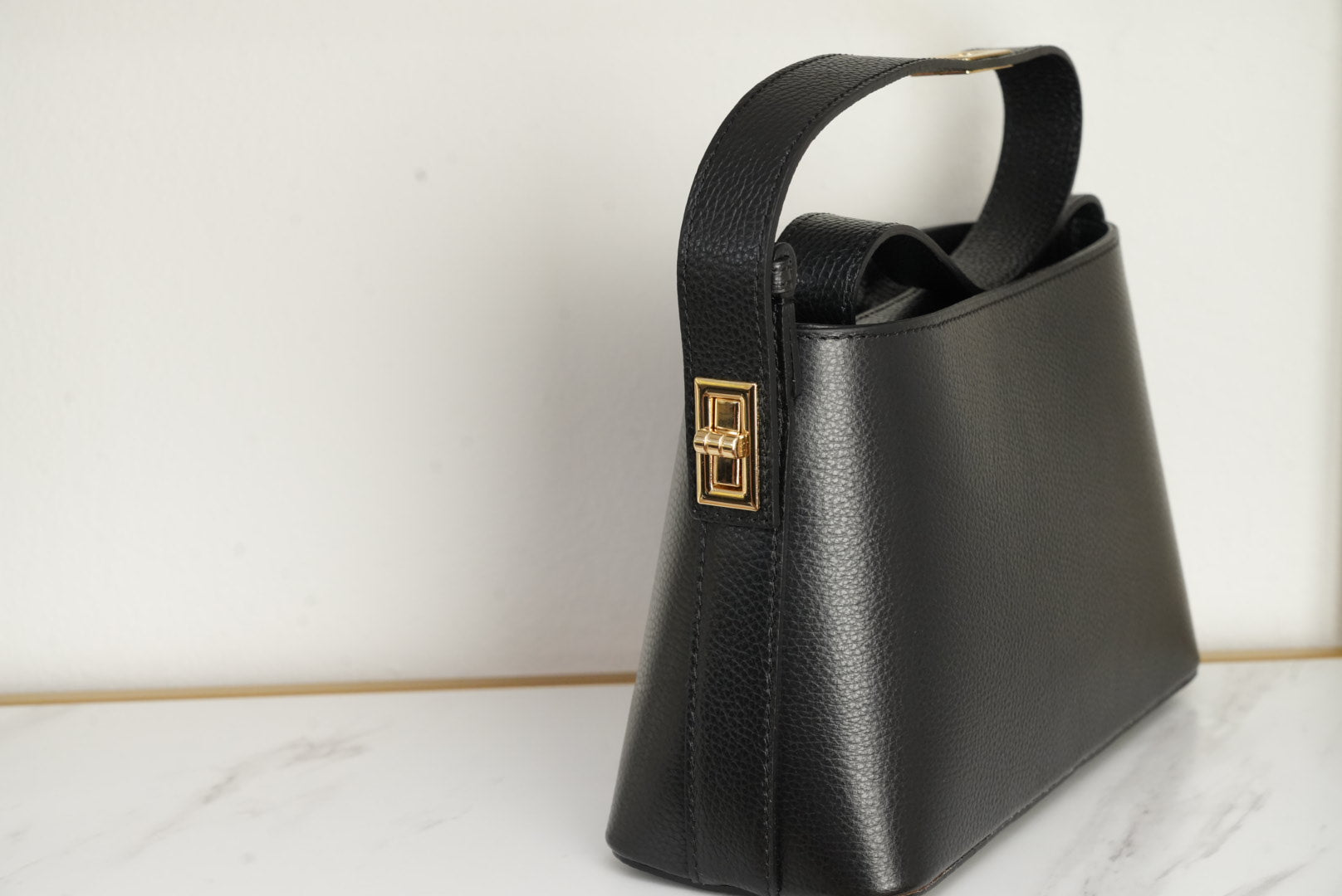 The AURELIA Mini Tote – Black Edition